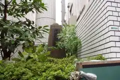 阿波堀川跡の碑。西郵便局の脇にある。