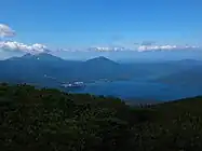 雄阿寒岳から雌阿寒岳と阿寒湖