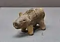 猪形土製品東京国立博物館展示。