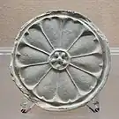 創建期軒丸瓦（花組）奈良文化財研究所藤原宮跡資料館展示。