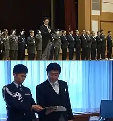 （上）防衛大臣政務官の着任式に侍立する副官。（下）防衛大臣政務官の補佐を行う副官（航空自衛官）