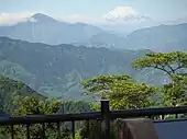 山頂の富士山