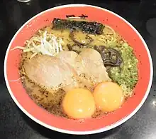黒亭・玉子入りラーメン