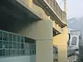 横の通路を別の角度から撮影したもの。