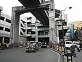 地上から見た駅