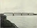 キーヤ川に架かる橋(1899)
