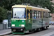 車体左側に乗降扉は存在しない（2011年撮影）