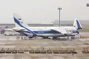 前後カーゴドアを開けたところ