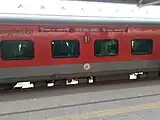 冷房付き2段寝台車(LHB客車)(2022年撮影)