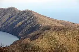 外輪山最高地点の窟太郎山