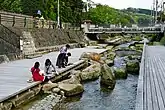 玉湯川畔の足湯