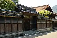 米原家住宅の旗本本陣の門