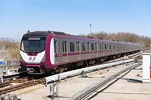 15号線の電車（北京地下鉄DKZ31型電車）
