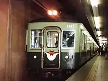 ⼀般車化された1900系が正月の代用特急で掲出した特急標識（鳩マーク）。