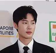 김동희