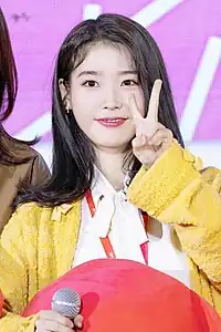IU