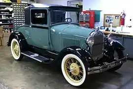1928年 モデルA ビジネスクーペ