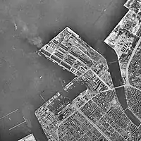 1948年4月7日撮影の福岡市沖浜町、石城町及び築港本町の航空写真