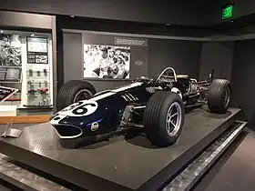 イーグル・Mk1（T1G）。その外観は「史上最も美しいF1車両」としばしば称賛される。ノーズ先端の特徴的な「鷲のクチバシ」はガーニーとテリーが考案した。テリーがAARを去った後の1967年ベルギーGPで1勝を挙げた。