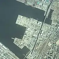 1981年11月14日撮影の福岡市東浜地区の航空写真