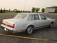 1986年 リンカーン・タウンカー 後部