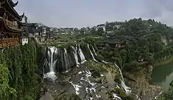 芙蓉鎮・猛洞河の滝