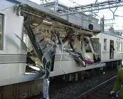 事故で損傷した営団車