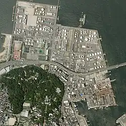 2007年7月27日撮影の福岡市荒津地区の航空写真