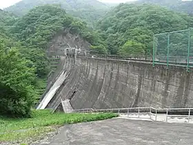 龍生ダム(釈迦堂川)