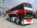 京畿道広域直行バスに本格導入された2階建てバス（ボルボB8RLE）