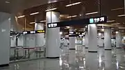 12・13号線コンコース