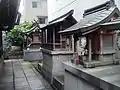 社殿裏に鎮座する末社