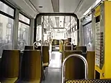 車内