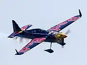 レッドブル・エアレース・ワールドシリーズ用に調整されたジブコ エッジ540