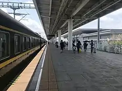 茶陵南駅のホーム