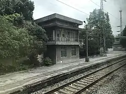 瀘陽駅構内