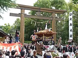 大鳥大社から出てくるだんじり