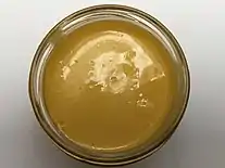 ビン入りのチーズ・ウィズ。