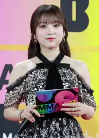 矢吹 奈子