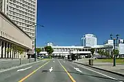 霞城セントラル前