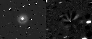 アウトバースト後のシュワスマン・ワハマン第1彗星。20枚の画像を合成している。左の画像ではガスやダストが中心付近に広がっているのに対し、右の画像ではジェットのように広がっている。