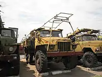 2T6 予備弾運搬/装填車（ミサイルは搭載していない）