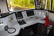 運転台(2TE10UK-0085)