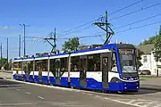 405N5車体連接車部分超低床電車