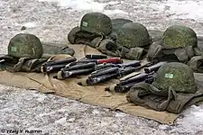 銃床を折り畳んだ状態のAK74M（第106親衛空挺師団所有）
