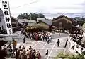 小間区の三柱神社下