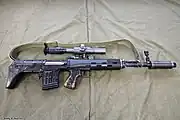 PSO-1を装着したSVU-AS(右側面)。
