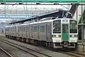 原ノ町駅停車中の719系常磐線普通列車。