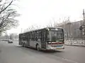 北京の3軸3扉バス