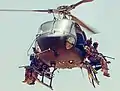 スキッドに座席を追加したユーロコプター EC 135